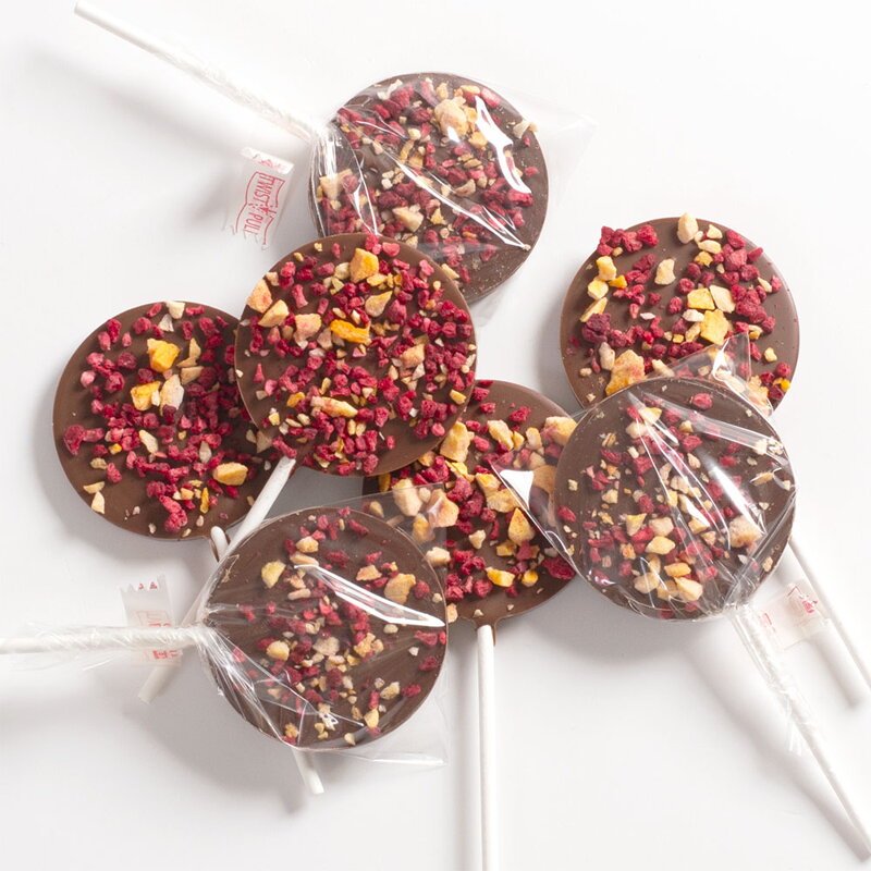 Lizak z mlecznej czekolady z mango i malinami (20g)